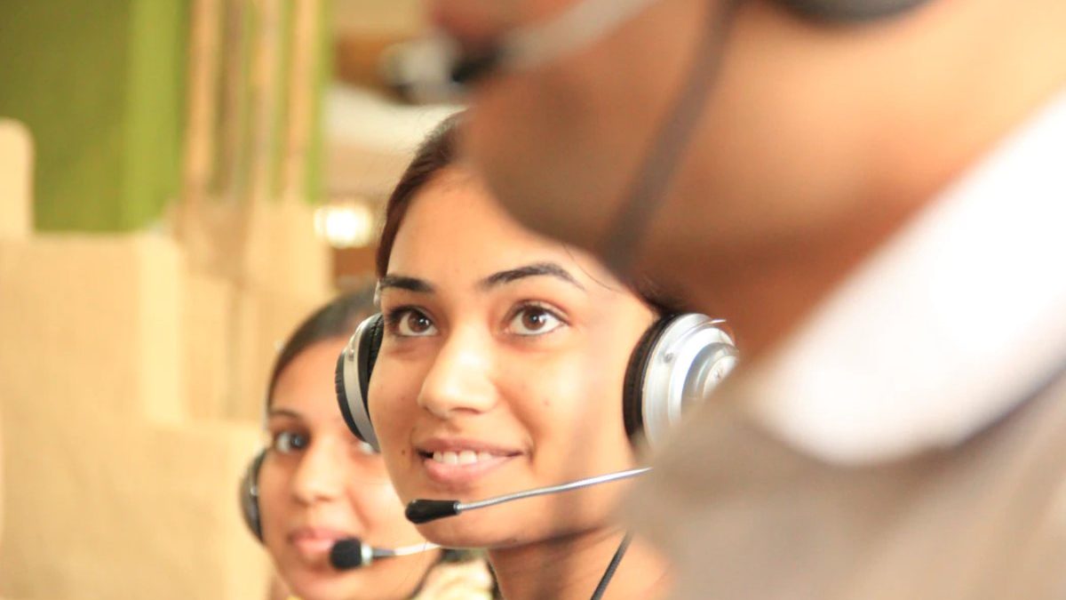 Why Can’t AI Replace Call Center Agents Soon?