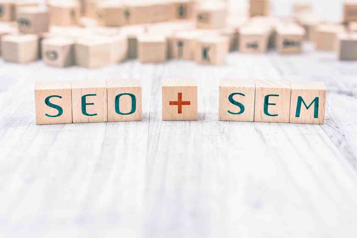 What are the Differences Between SEO and SEM?