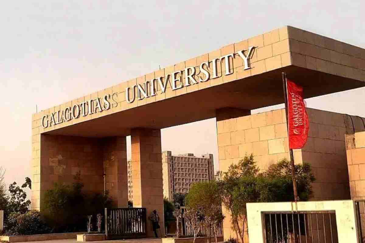 Galgotias University Fees And Reviews.