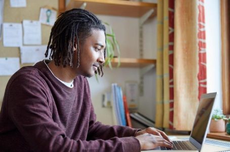 How to Organize Your Laptop for College